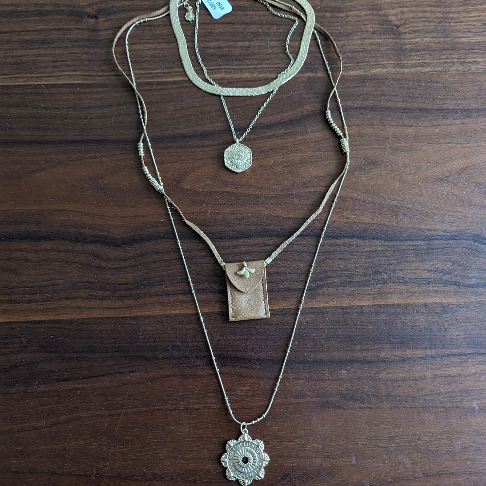 FREE PEOPLE Wagon Wheel Layered Necklace new with tags gold & brown 🟤 - Picture 6 of 7